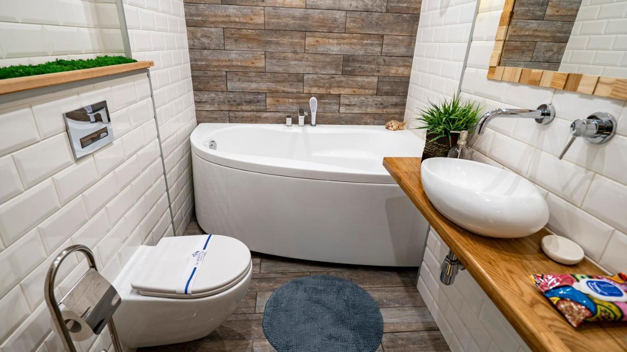Politech Ecoloft Studios Киев Екстериор снимка