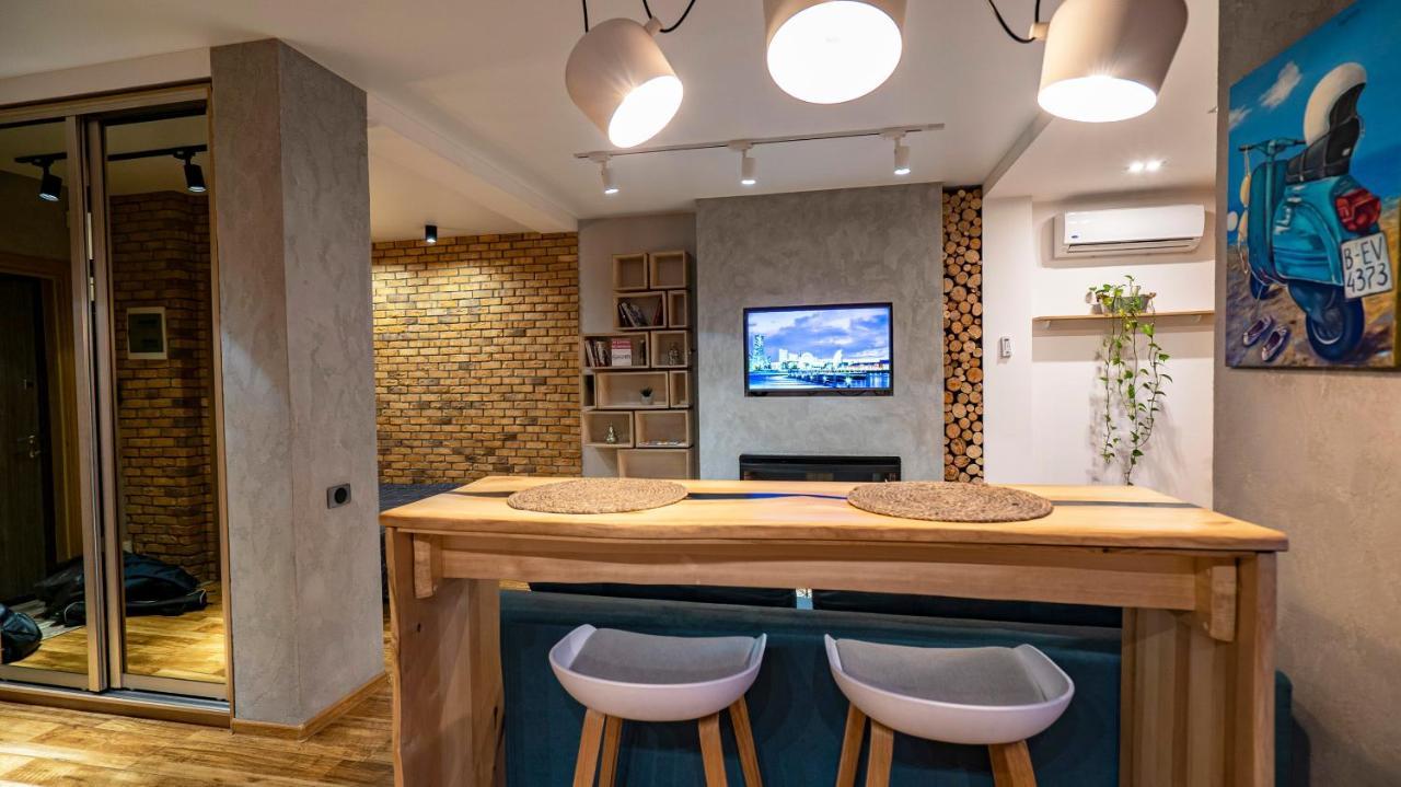 Politech Ecoloft Studios Киев Екстериор снимка